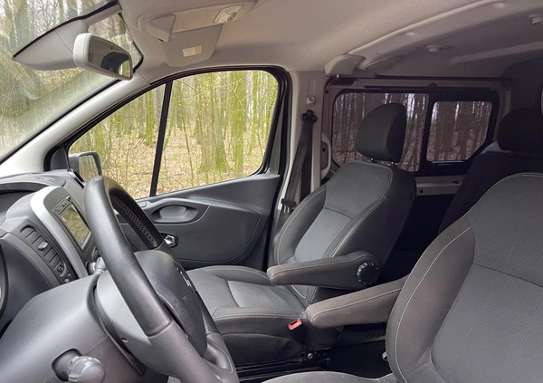 Renault Trafic cena 102900 przebieg: 104000, rok produkcji 2021 z Niemcza małe 79